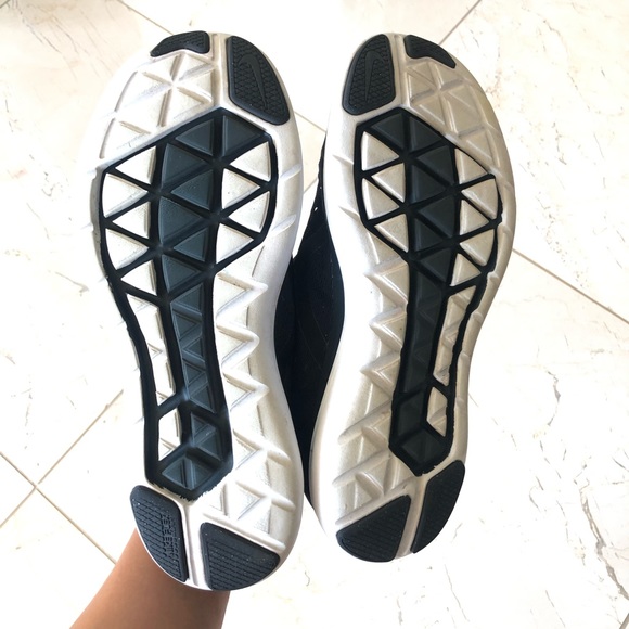 Sold‼️Women’s Nike Flex Run Sneakers👟🏃🏾‍♀️ - Picture 5 of 7